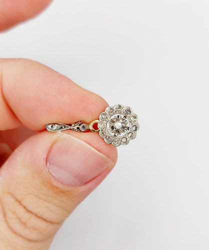 Pendentif Pendentif marguerite vers 1900 en or 18k et diamants taille rose 58 Facettes A07425