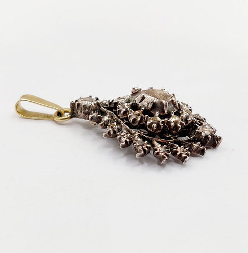 Pendentif Victorien - Pendentif en argent et or 18k, diamants taille rose 58 Facettes A07426