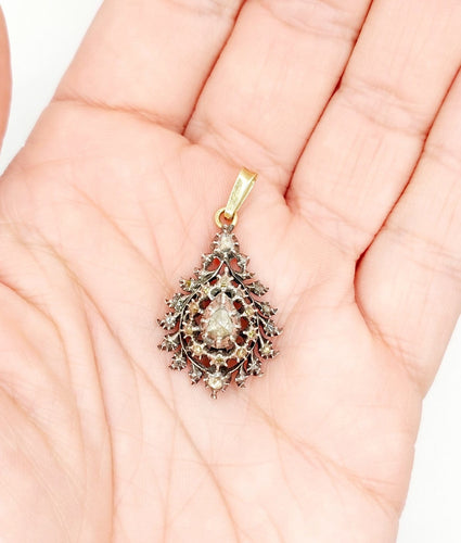 Pendentif Victorien - Pendentif en argent et or 18k, diamants taille rose 58 Facettes A07426