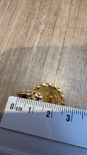 Pendentif Augis - Médaille d’amour en or jaune 58 Facettes Médaille 001