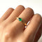 Bague 53 Single Tulip - Bague en or 18K avec émeraude 58 Facettes GBR1225GN