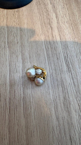Boucles d’oreilles dormeuses en or jaune, perles et diamants 58 Facettes Boucles 001