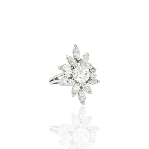 Bague 53 Bague années 70/80 en or blanc et diamants 58 Facettes 25-449