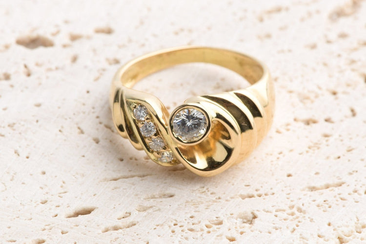 Bague 53 Bague en or jaune 18 carats et diamants 58 Facettes BGDOC450-107