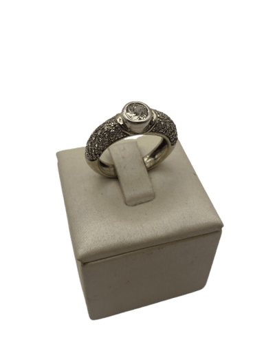 Bague 55 Bague en or blanc et diamants 58 Facettes Anello-002