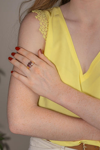 Bague 61 Bague en or jaune et or blanc, rubis et diamants 58 Facettes 5149419RV