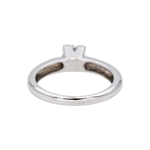 Bague 53 Bague solitaire en or blanc et diamant 58 Facettes 5193275CN
