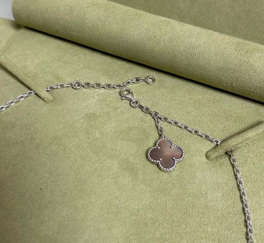 Collier Van Cleef & Arpels Magic Alhambra - Collier en or blanc et pierres 58 Facettes jnci109