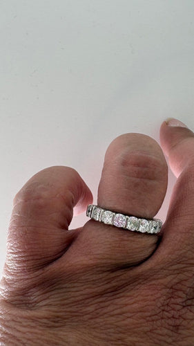 Bague 51 Demi-alliance - Bague en or blanc et diamants 58 Facettes Bague 001