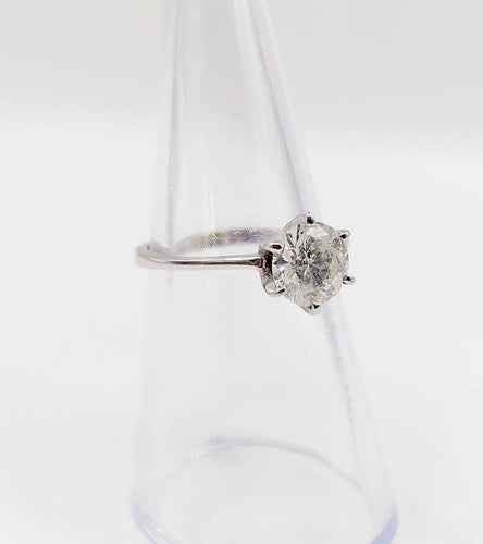 Bague 51 Bague solitaire vintage en or blanc 14k et diamant 58 Facettes A07446
