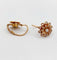 Boucles d'oreilles Dormeuses marguerite en or rose 18k et perles 58 Facettes A07454