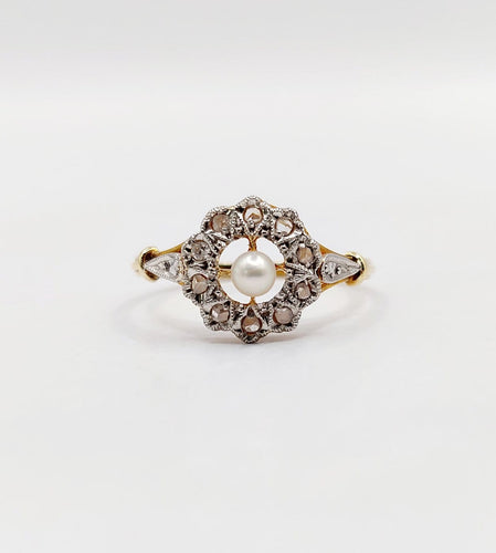 Bague 51 Bague marguerite antique en or 18k, platine, perle et diamants 58 Facettes A07460