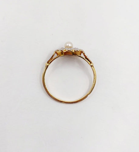 Bague 51 Bague marguerite antique en or 18k, platine, perle et diamants 58 Facettes A07460