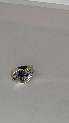 Bague 53 Bague en or blanc, saphirs et diamants 58 Facettes Bague 001