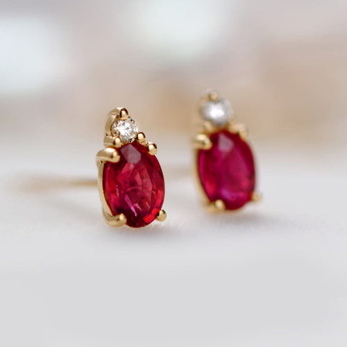 Boucles d'oreilles Aitches Single Tulip - Boucles d'oreilles en or 18K, rubis et diamants 58 Facettes GER1347RB