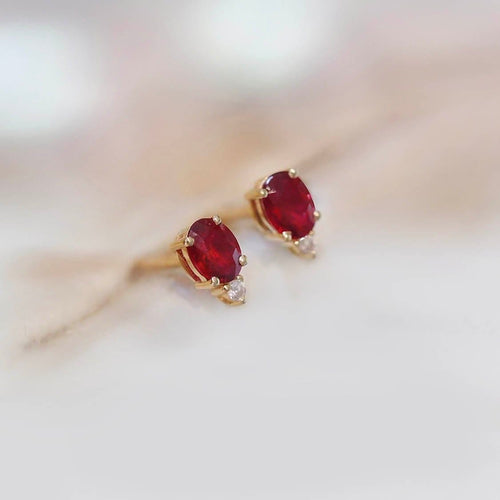 Boucles d'oreilles Aitches Single Tulip - Boucles d'oreilles en or 18K, rubis et diamants 58 Facettes GER1347RB