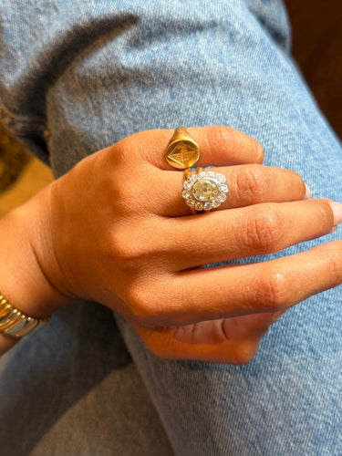 Bague 52 Pompadour - Bague en or blanc et platine, diamant jaune 58 Facettes adadda
