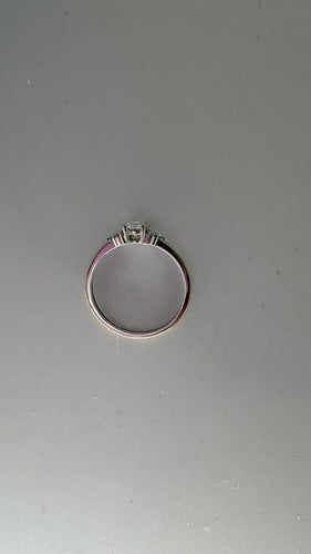 Bague 53 Bague 3 diamants en or blanc 58 Facettes Bague 53358