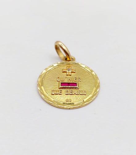 Pendentif Augis - Pendentif médaille d'amour en or 18k, diamant et rubis 58 Facettes A07472