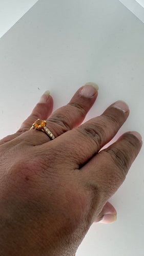 Bague 52 Bague en or jaune avec saphir orange et diamants 58 Facettes Bague 35121