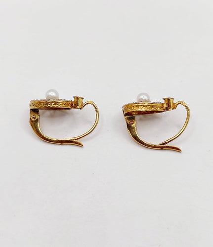 Boucles d'oreilles Dormeuses tourbillon en or 18K, perles et diamants taille rose 58 Facettes A06494