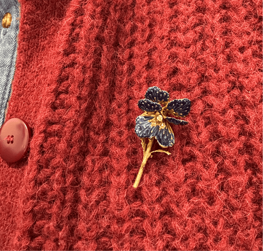 Broche Édouard Richards - Broche fleur bleue en or jaune 18K diamants 58 Facettes REF2501-268