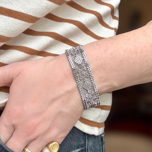 Bracelet Bracelet manchette tissé en or gris 58 Facettes REF24086-249
