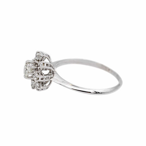 Bague 57.5 Marguerite - Bague en or blanc et diamants 58 Facettes 5450148CN