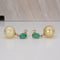 Boucles d'oreilles Boucles d'oreilles en or jaune, émeraudes et perles des mers du Sud 58 Facettes E0027
