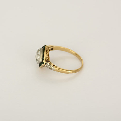 Bague 51 Bague Art déco en or jaune, platine, diamant :  1,50 carat et émeraudes 58 Facettes B260373