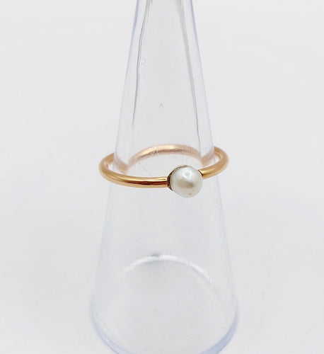 Bague 52.5 Bague antique en or rose 18k et perle 58 Facettes A07503