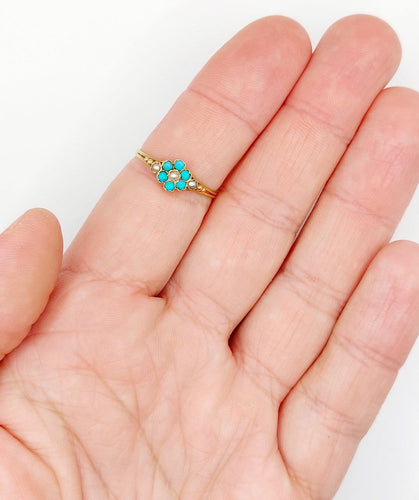 Bague 59 Bague marguerite antique en or 18k, turquoises et perles 58 Facettes A07504