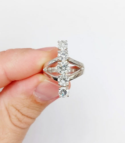 Bague 52.5 Bague marquise vintage en or blanc 18k et diamants 58 Facettes A07520