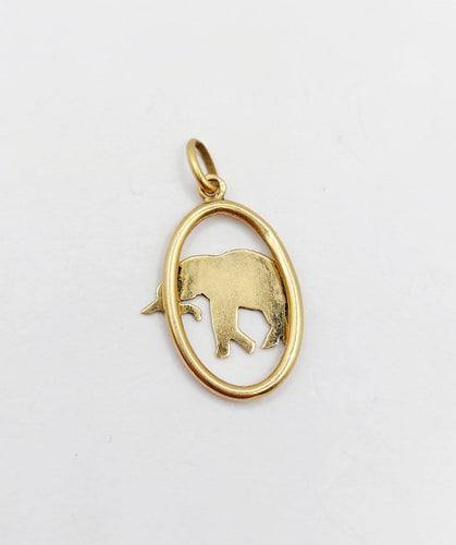 Pendentif Pendentif éléphant antique en or 18k et émail blanc 58 Facettes A07521