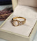 Bague 54 Bague en or jaune avec perle et diamants 58 Facettes 374