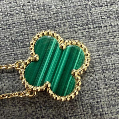 Pendentif Van Cleef & Arpels Vintage Alhambra - Pendentif en or jaune et malachite 58 Facettes jnci127