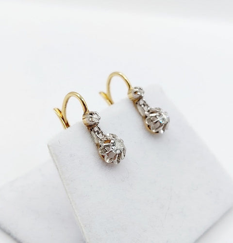 Boucles d'oreilles Dormeuses antiques - Boucles d'oreilles en or 18k, platine et diamants 58 Facettes A07534
