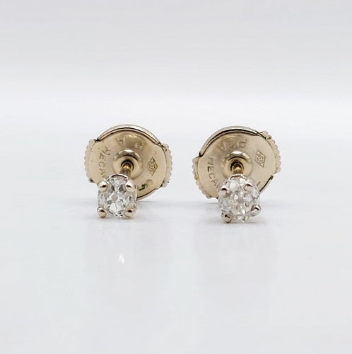 Boucles d'oreilles Puces d'oreilles vintage en or 18k et diamants 58 Facettes A07477