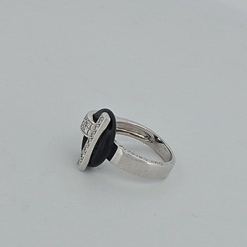 Bague 48 Guy Laroche - Bague en or blanc, diamants et céramique 58 Facettes 2779445
