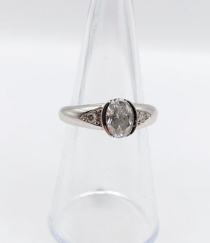 Bague 52 Bague jonc vintage en or blanc et diamant ovale 58 Facettes A07408