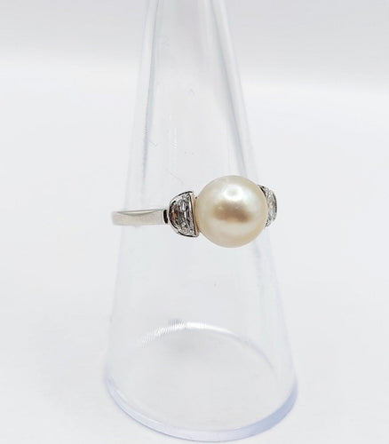 Bague 54.5 Bague Art déco en or blanc, platine, perle et diamants 58 Facettes A07356