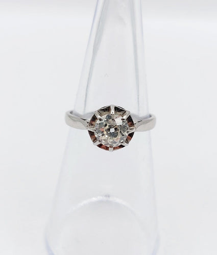 Bague 50 Bague solitaire Art déco en platine et diamant 0,70 ct 58 Facettes A07355
