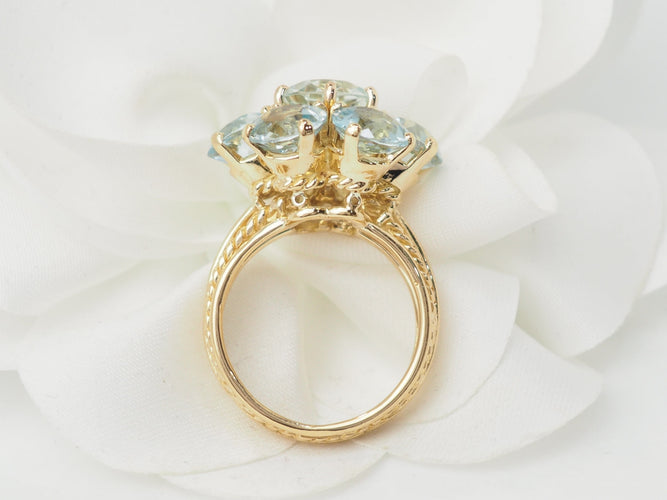 Bague 52 Bague fleur en or jaune et aigues-marines 58 Facettes 33558