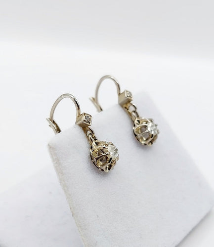 Boucles d'oreilles Boucles d'oreilles dormeuses antiques en or blanc et diamants 58 Facettes A07375