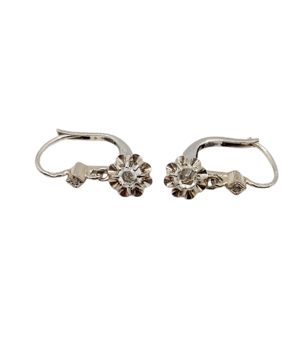 Boucles d'oreilles Boucles d'oreilles dormeuses antiques en or blanc et diamants 58 Facettes A07375