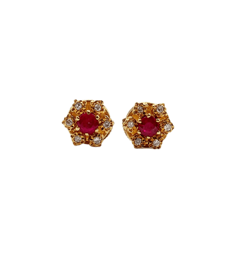Boucles d'oreilles Puces d'oreilles marguerite vintage en or 18k, rubis et diamants 58 Facettes A04679