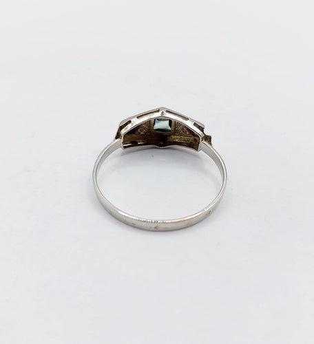 Bague Tank Art déco en or 18k et saphir 58 Facettes A07431