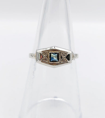 Bague Tank Art déco en or 18k et saphir 58 Facettes A07431