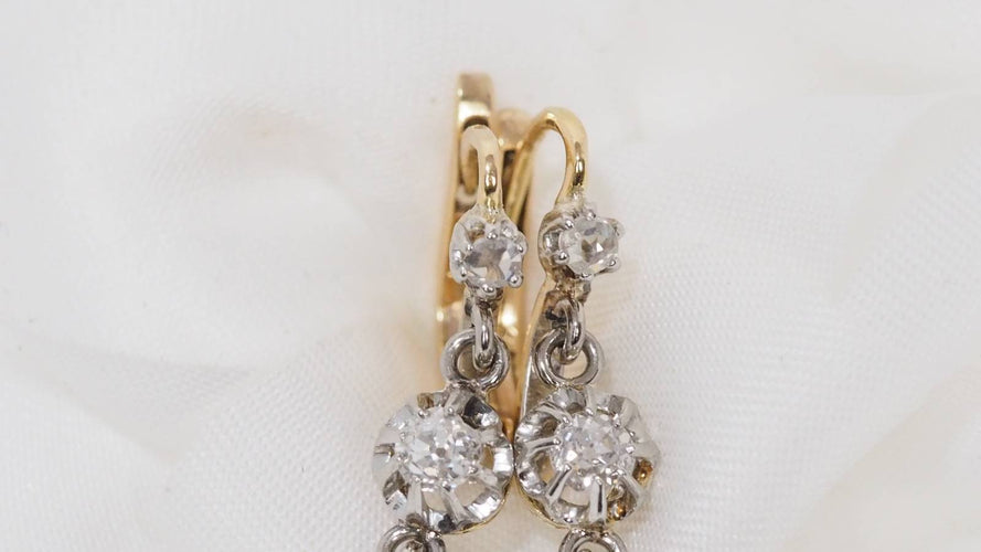 Boucles d'oreilles Boucles d'oreilles anciennes en or jaune et blanc et diamants 58 Facettes 30616