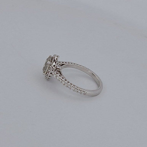 Bague 52 Bague en or blanc et diamants 58 Facettes 2779480